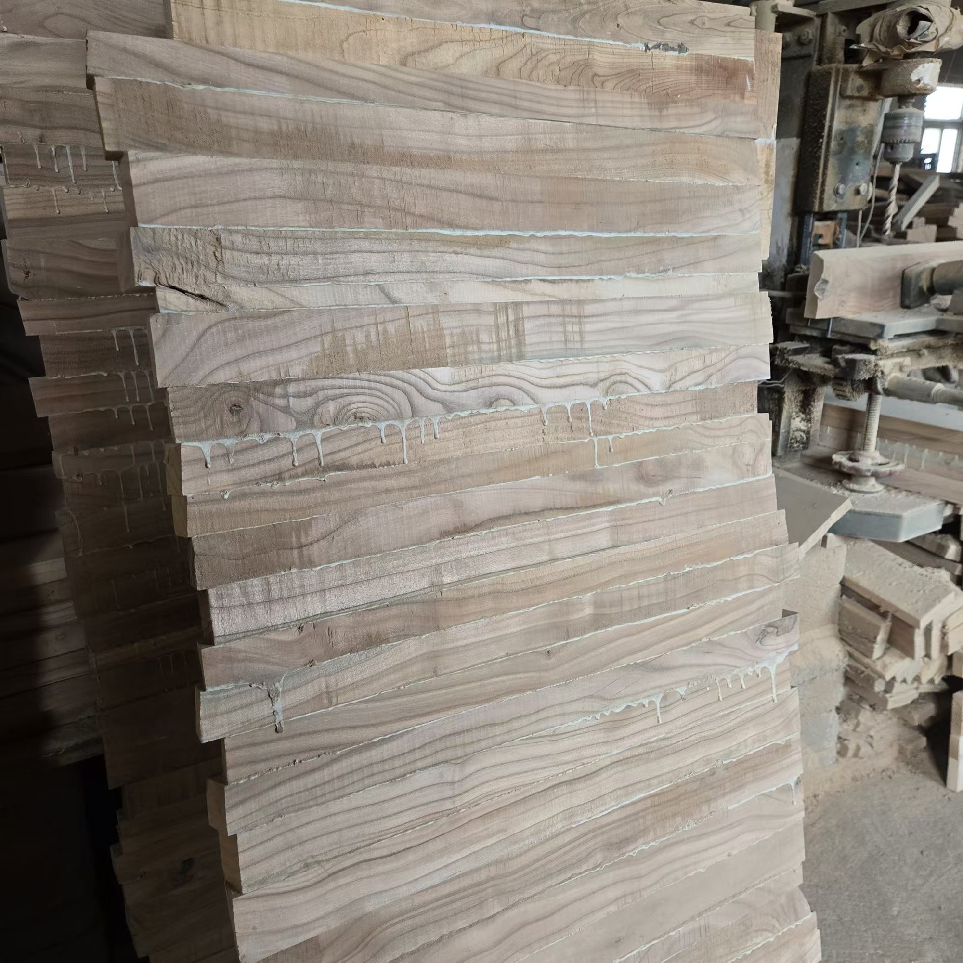 1741768222838770.jpg a98a89556cd47c31db2cdbb7c591c4f.jpg